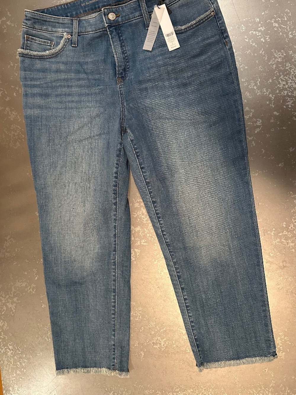Chicos So Slimming Girlfriend Slim Leg Crop